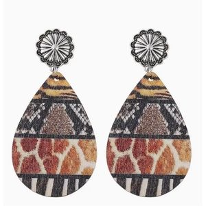 WOODEN ETHNIC DROP EARRINGS VINTAGE STYLE